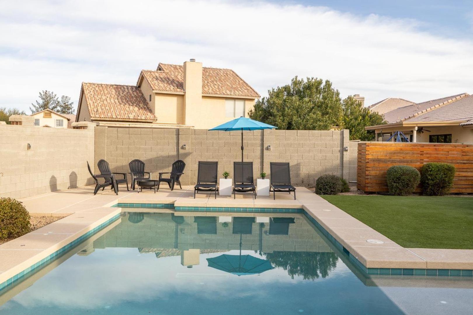 Gilbert Comstock Villa Exterior photo
